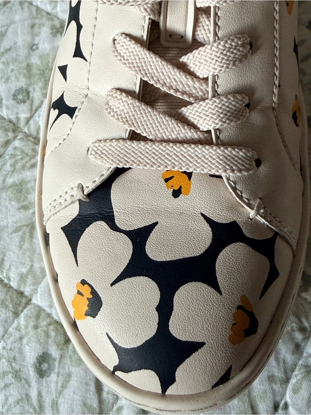 🌸 COACH Lowline Low Top Leather Sneakers (Dramatic Daisy Print) 🌸 - Picture 6 of 15